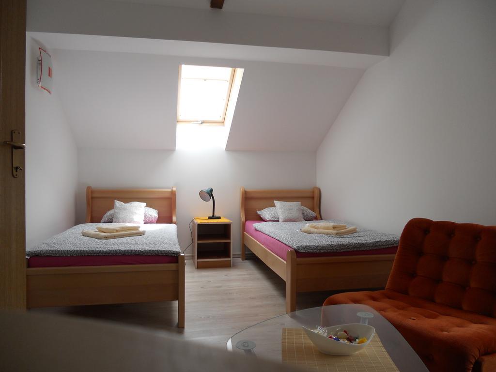 Apartmani Maraton Vukovár Kültér fotó